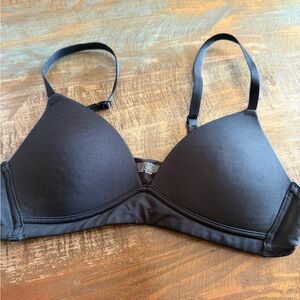 wonder nation Black Wireless T-Shirt Bra